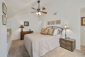 2 chambres, bureau, fer et planche à repasser, Wi-Fi gratuit