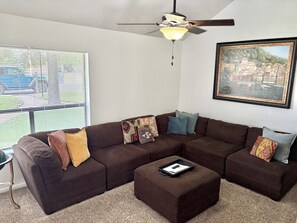 TV, fireplace - Villa Navidad ~ Experience a Touch of Italy in Aggieland! (Bryan)