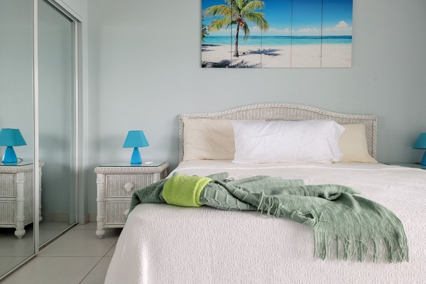 Master Bedroom King Size Bed