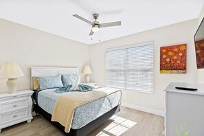 7 chambres, fer et planche à repasser, lit parapluie, Wi-Fi gratuit