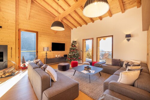 Chalet 'Les Galetas Du Mont Blanc' mit Privatterrasse, Balkon und WLAN