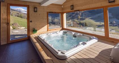 Chalet 'Les Galetas Du Mont Blanc' with Private Terrace, Balcony and Wi-Fi