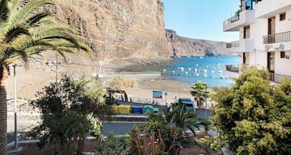 Holiday Apartment "Playita" with Sea View, Private Terrace & Wi-Fi