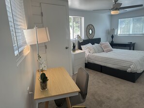 1 bedroom, free WiFi, bed sheets - Entire Home between Big Bear and Arrowhead Lake in Arrowbear on top of a hill. (ARROWBEAR LAKE)
