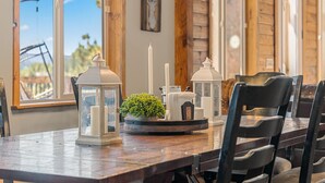 Dining - Ultimate Mtn Retreat - W/ Game room|Fire Pits|Views| 2 Bunk Rooms & Much More! (Duck Creek Village)