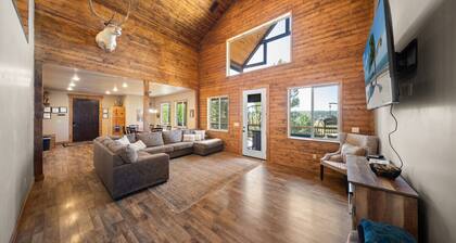 Ultimate Mtn Retreat - W/ Game room|Fire Pits|Views| 2 Bunk Rooms & Much More!