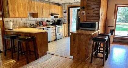 Rare Pearl Directly on the shore of Lac Chaud