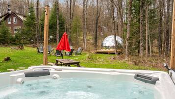 Outdoor spabad
