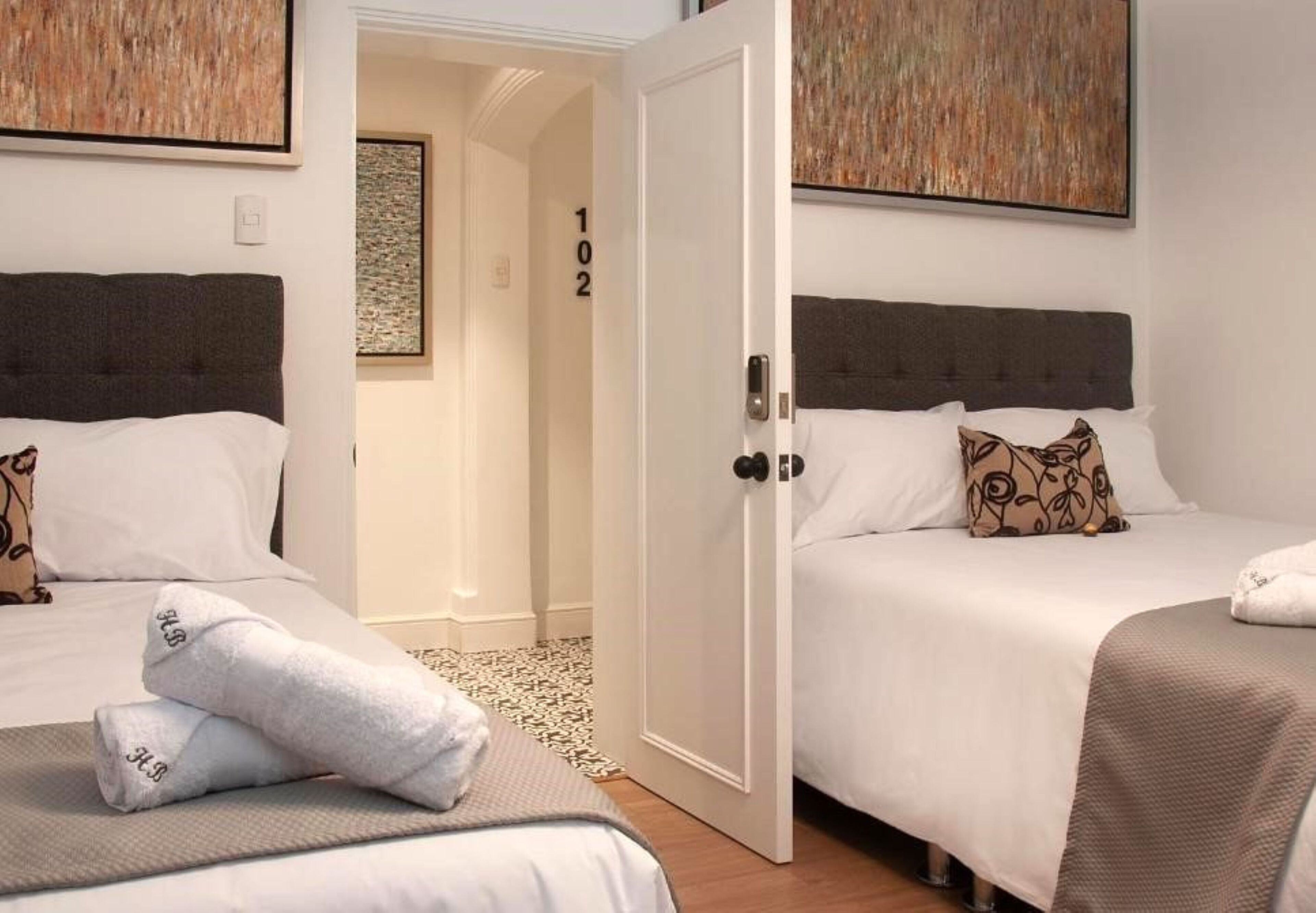 Sábanas de algodón egipcio, ropa de cama de alta calidad, minibar