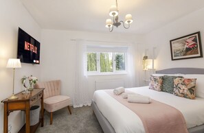 3 habitaciones, tabla de planchar con plancha y wifi gratis 