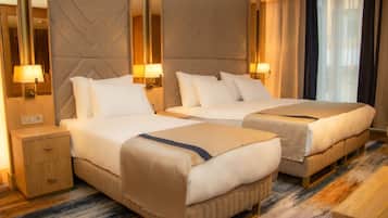 Minibar, in-room safe, desk, laptop workspace