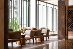 Lobby - Days Inn By Wyndham Istanbul Bomonti (Istanbul)