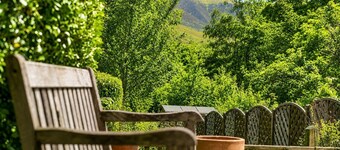 Hill Cottage, Braithwaite with views to Skiddaw and walks from the door