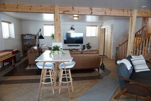 Fernseher, Kamin, Videospiele, Computerbildschirme