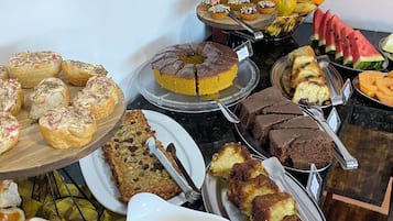 Desayuno buffet incluido todos los días