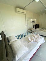 Quarto clássico frente ao mar | 1 bedroom, free WiFi, bed sheets