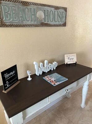 Interior - Paradise Palms 2 (Port St. Lucie)