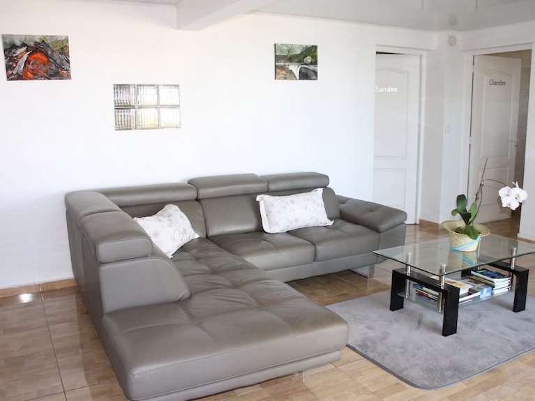 Homerez - Villa Charmante à Le Tampon Avec Piscine Privée - Saint-Pierre