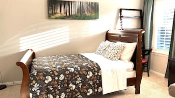 2 soveværelser, skrivebord, strygejern/strygebræt, gratis Wi-Fi