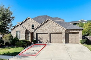 Exterior - Spacious 1BR Suite, Sleeps 5, Private Entrance, Free Parking, Near The Woodlands (Conroe)