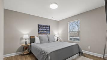 4 chambres, fer et planche à repasser, accès au Wi-Fi (inclus)