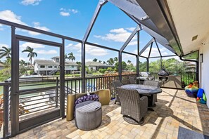 Property grounds - 1210 Ember Court (Marco Island)