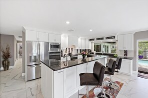 Private kitchen - 1210 Ember Court (Marco Island)