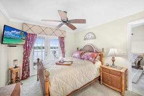 Leilighet, 1 kingsize-seng (Quaint Naples condo with pool and sho) | 2 soverom