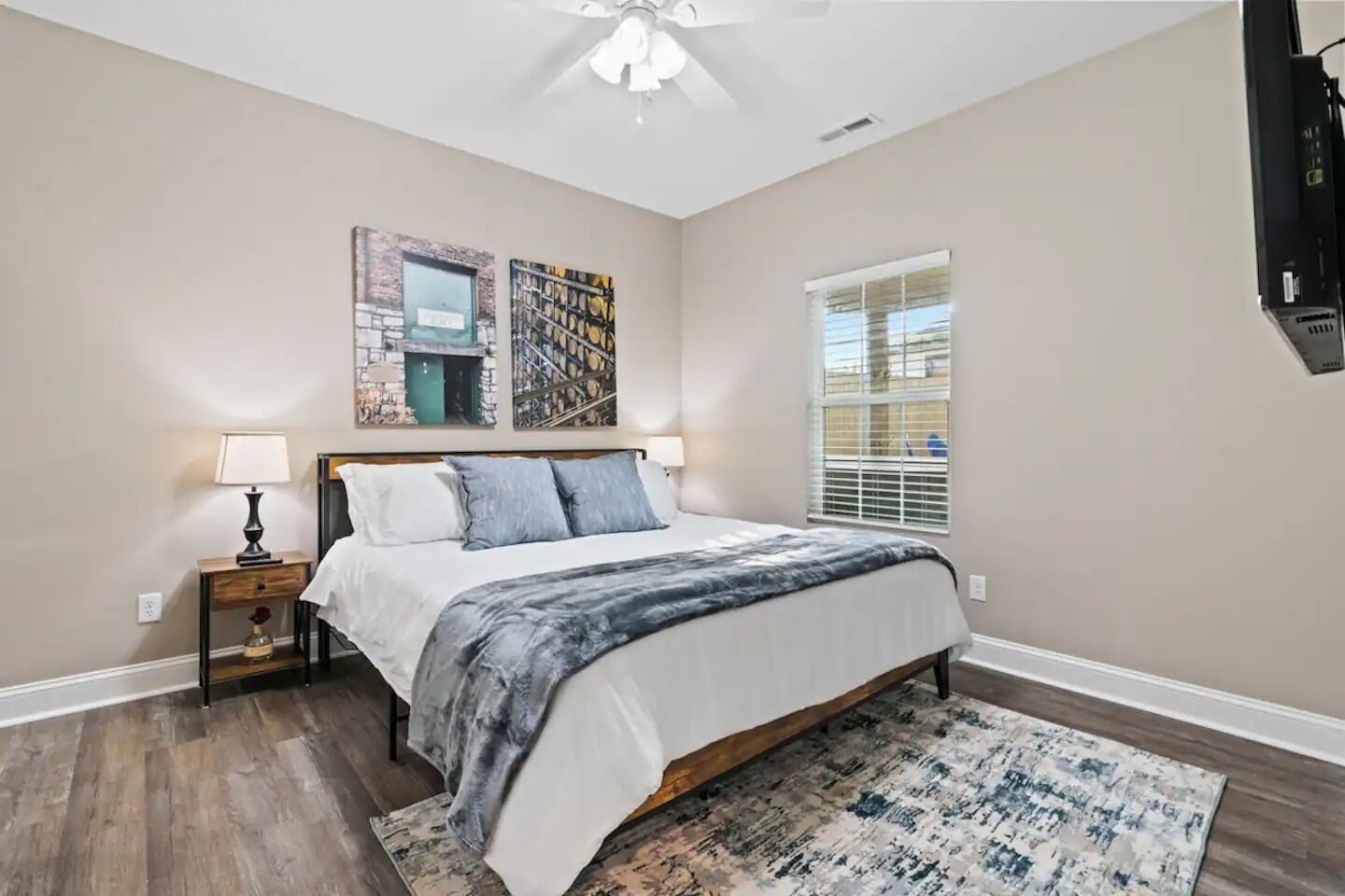 4 Schlafzimmer, Bügeleisen/Bügelbrett, kostenloses WLAN, Bettwäsche