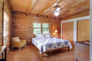 2 bedrooms, iron/ironing board, travel crib, WiFi