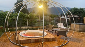 Terrace/patio - Beautiful  villa with WIFI, sauna, hot tub, A/C, TV, patio, pets allowed and panoramic view (Assisi)