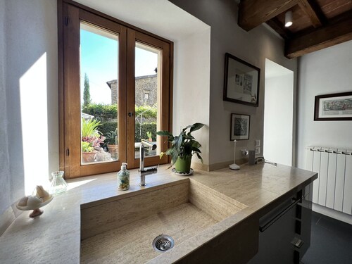 Stunning private villa for 4 people with WIFI, A/C