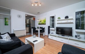 TV - Beautiful apartment in Pula with WiFi (Pula)