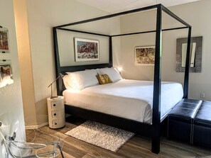 2 bedrooms, free WiFi, bed sheets - Designer Condo with Mountain Views in Amazing Desert surroundings (Tucson)