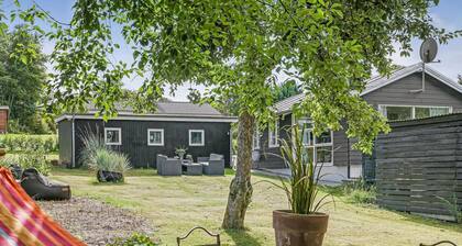 Beautiful home in Løgstrup