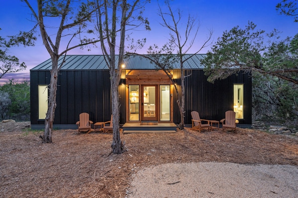 頂級小屋 | 高級寢具、羽絨被、獨特設計、手提電腦工作空間