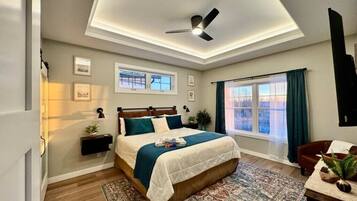 4 bedrooms, iron/ironing board, travel crib, free WiFi