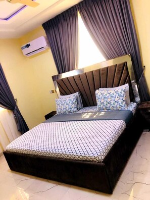 1 Schlafzimmer, laptopgeeigneter Arbeitsplatz, kostenloses WLAN