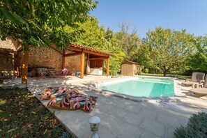 Pool - L'Auxance: Large charming house with swimming pool (Quinçay)