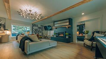 Smart TV, fireplace, video games