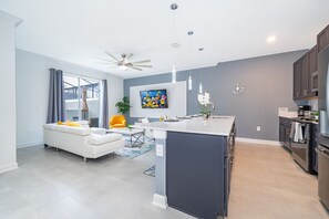 Interior - PB2472 Storey Lake Condo 4 Beds 3 baths Private Pool and Free Waterpark (Kissimmee)