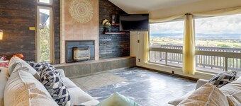Family-Friendly Utah Home: Deck, Mountain Views!
