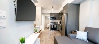 Cozy condo sleeps 4 