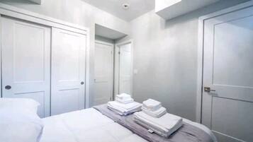 1 soveværelse, strygejern/strygebræt, Wi-Fi, sengetøj