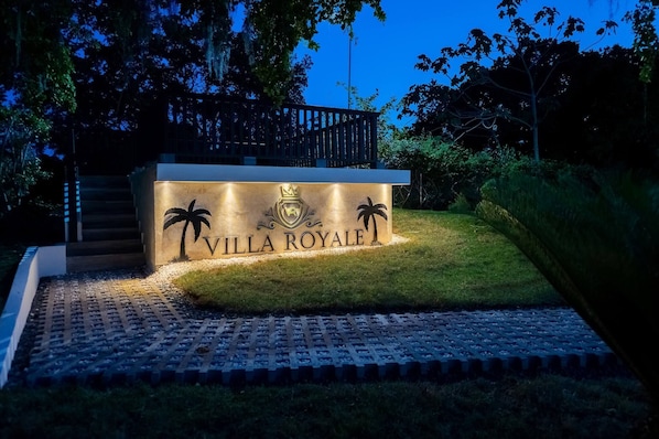 Villa, 4 Bedrooms, Smoking, Patio | Property grounds