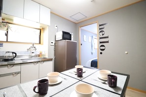 Fridge, microwave, stovetop, electric kettle