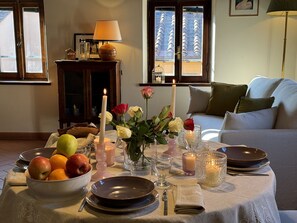 Interior - Nice apartment for 4 people with A/C, TV and balcony (Lucca)