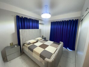 2 quartos, ferros/tábuas de passar roupa, Wi-Fi, roupa de cama