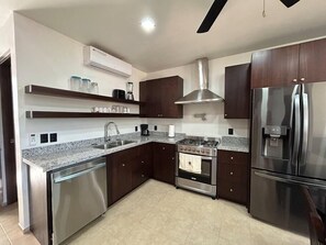 Fridge, microwave, oven, dishwasher - Casa Johanna, 2 Bedroom (First Bight)