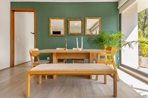 3 habitaciones, escritorio y wifi gratis 